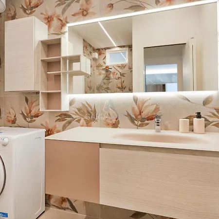 Apartmán Kyoto - Eleganza Moderna Vicino Alle Meraviglie Del Garda *