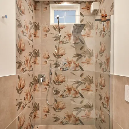 Kyoto - Eleganza Moderna Vicino Alle Meraviglie Del Garda Apartmán *