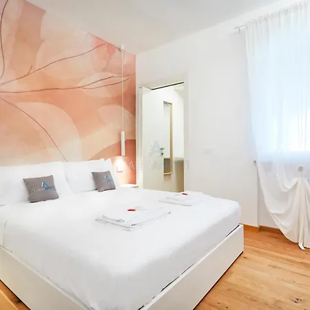 Apartment Kyoto - Eleganza Moderna Vicino Alle Meraviglie Del Garda *